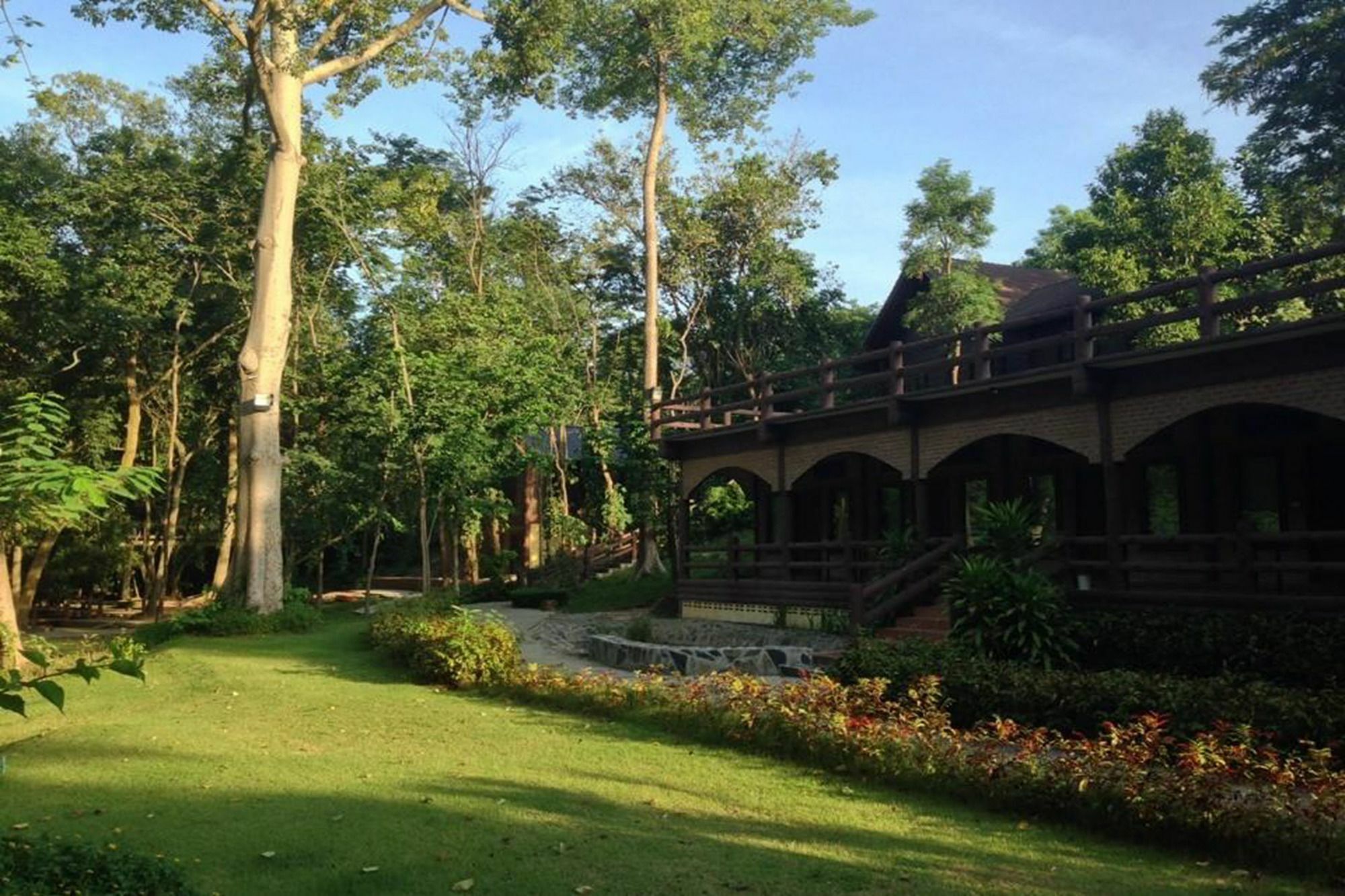 Khao Nam Fah Resort Pak Chong Exteriör bild